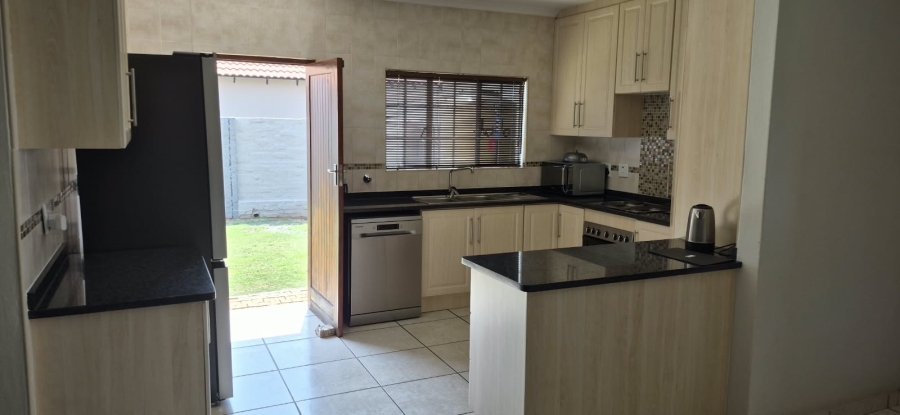 3 Bedroom Property for Sale in Waterkloof East North West